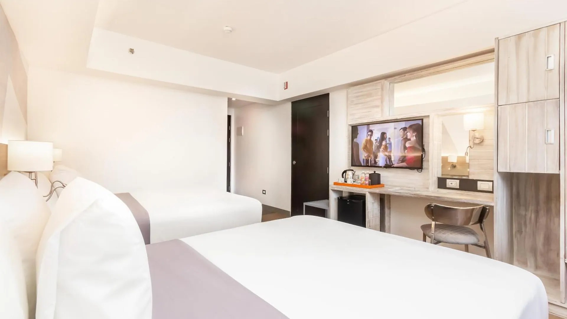 Hotel Tryp By Wyndham Mall Of Asia Manila Pasay
